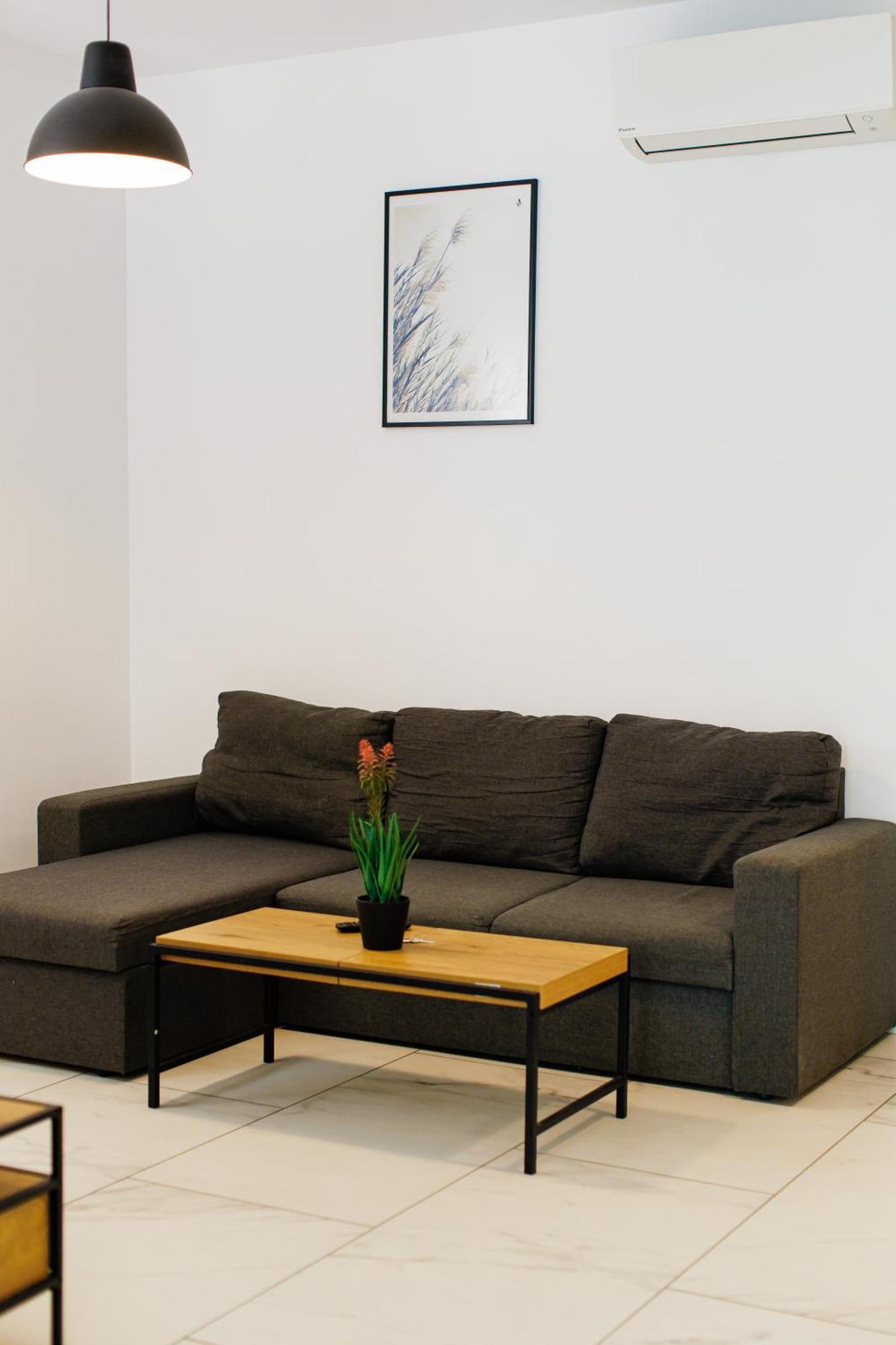 Lazar Towers Studios & Apartments Near Palas Iasi Ngoại thất bức ảnh