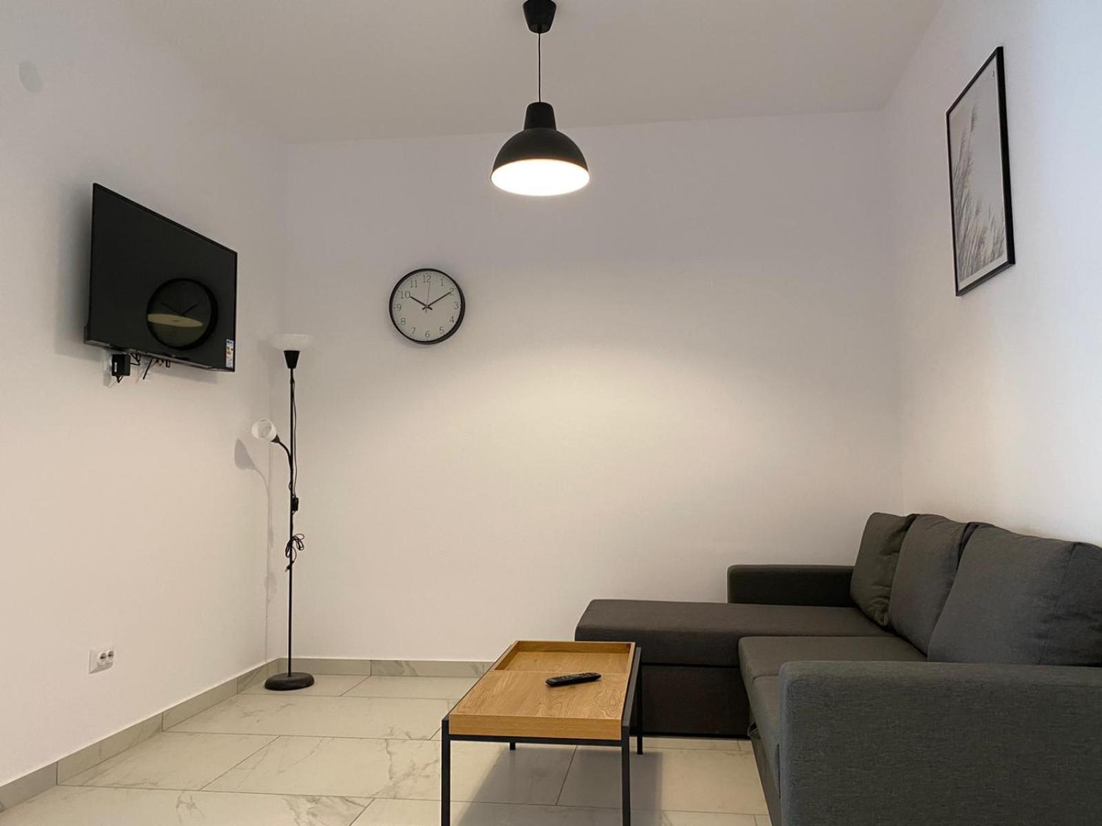 Lazar Towers Studios & Apartments Near Palas Iasi Ngoại thất bức ảnh